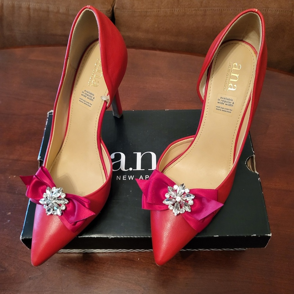 a.n.a Elegant Red and Pink Heels